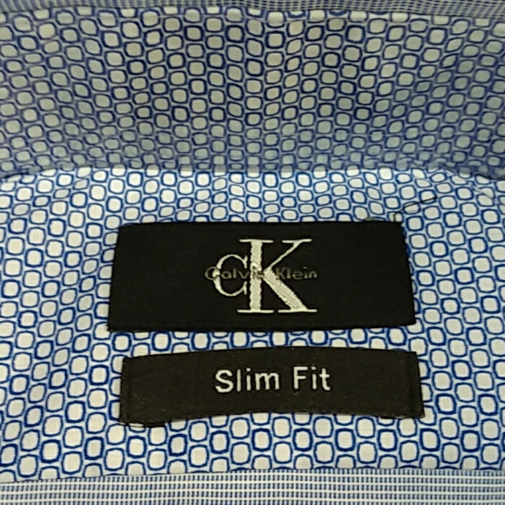 Calvin Klein Men's Dress Shirt - Picture 3 of 3